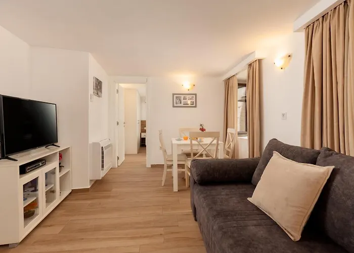 Apartment Amigo Old Town Kotor